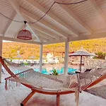 Garavilla Eski Szálloda *